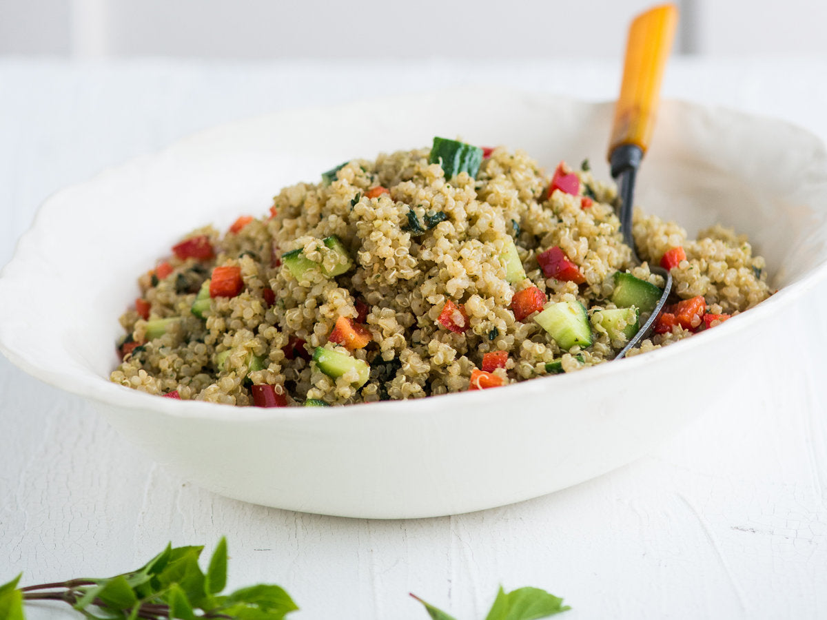 Quinoa Salat med pesto
