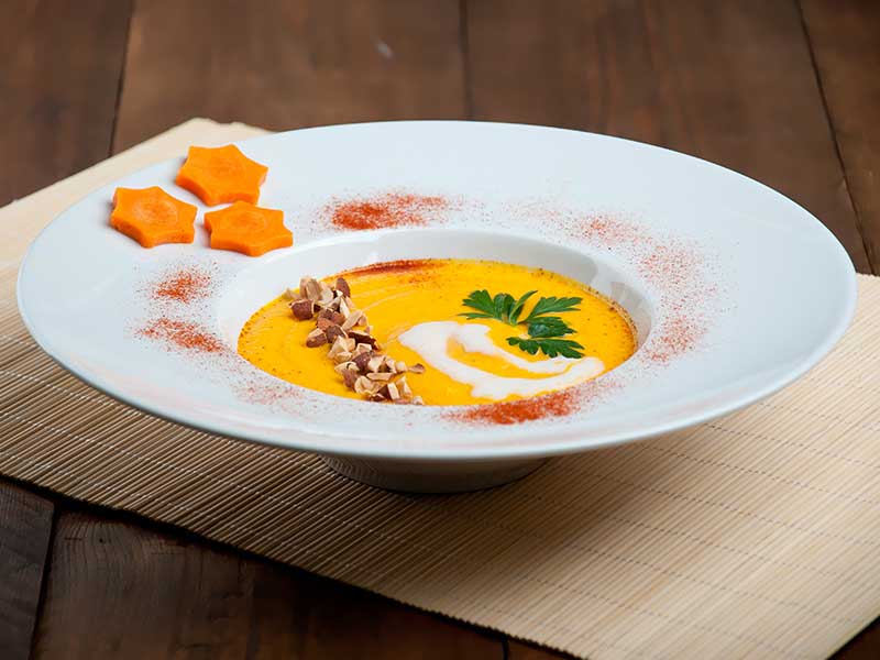 Cremet vegansk gulerodssuppe