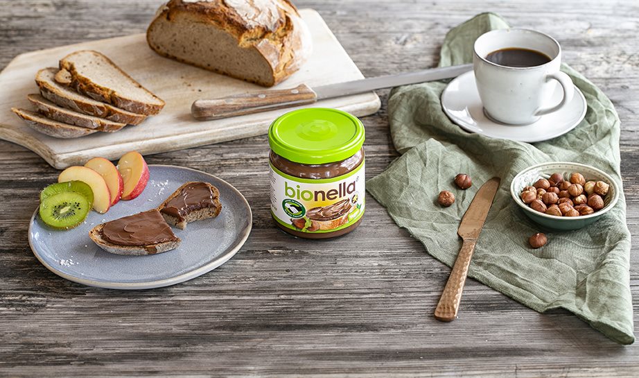 BIONELLA chokocreme 400g ØKO vegan fra Biogan i brug